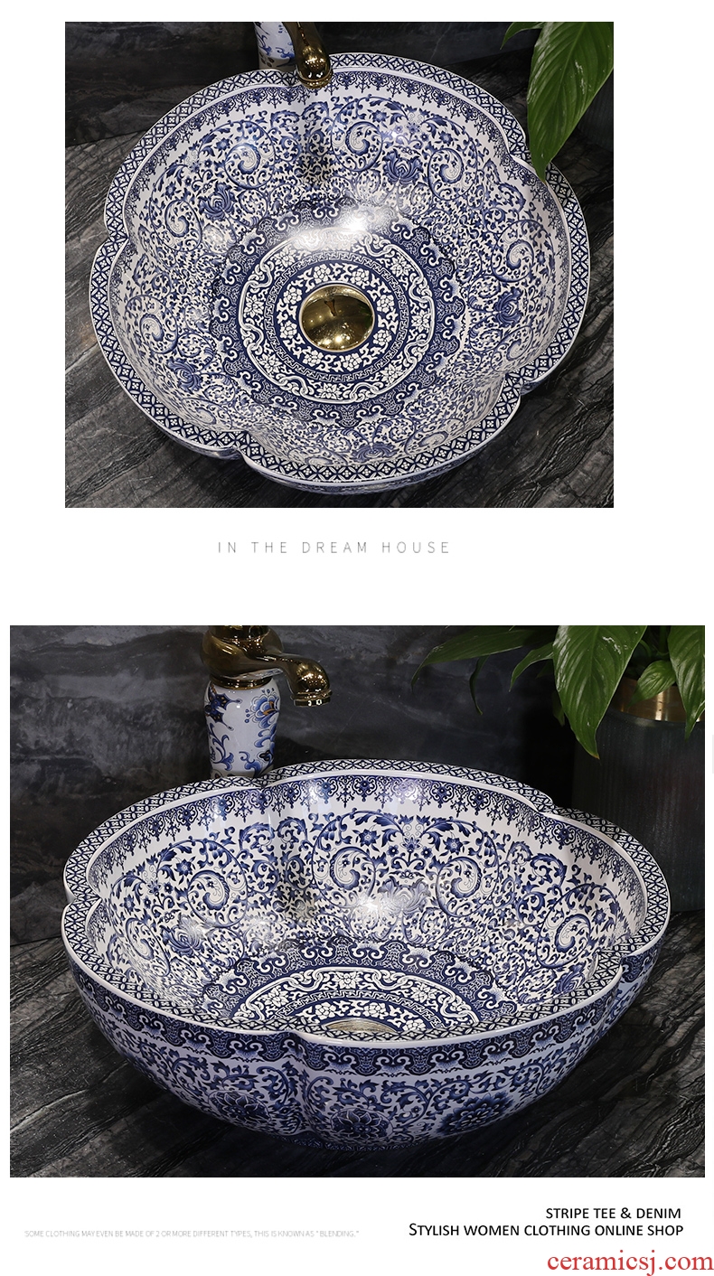 Million birds on the blue and white porcelain basin jingdezhen ceramic lavatory basin of Chinese style art basin petals round the sink