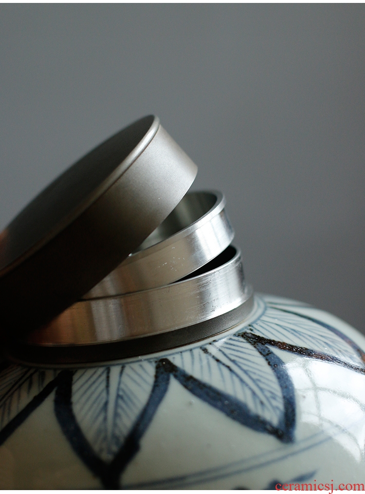 Serve tea "YunZhai hand-painted blue large tin flap ceramic handmade tea caddy seal storage POTS