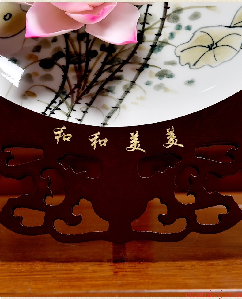 Oriental clay ceramic 12 inches hand-painted porcelain lotus hang dish sat TV ark wine partition plate household decoration