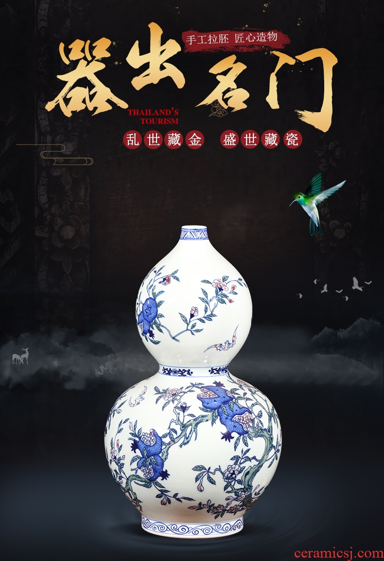 Jingdezhen ceramics imitation qianlong hand - made gourd of blue and white porcelain vases, new Chinese style household wine decorations furnishing articles