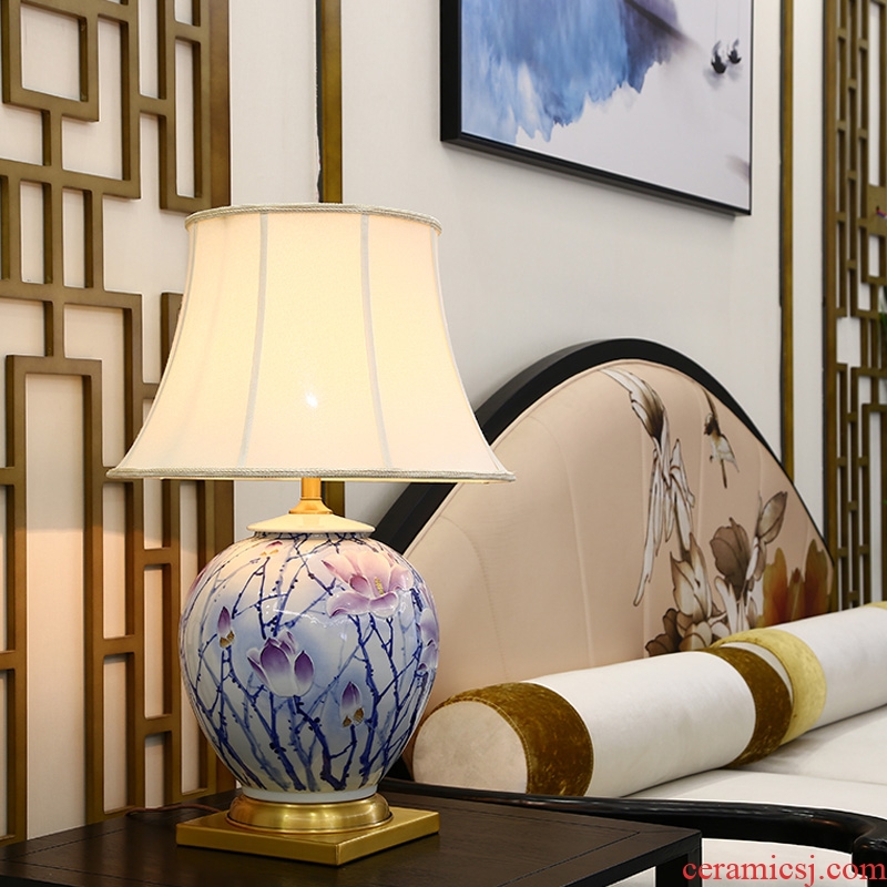 New Chinese blue and white porcelain ceramic desk lamp Angle of sitting room sofa what key-2 luxury villa atmosphere all copper lamp of bedroom the head of a bed