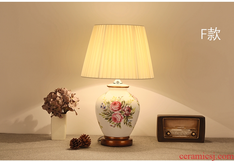 The Desk lamp of bedroom the head of a bed lamp sitting room American new Chinese style restoring ancient ways European rural warmth creative ceramic Desk lamp of the remote control