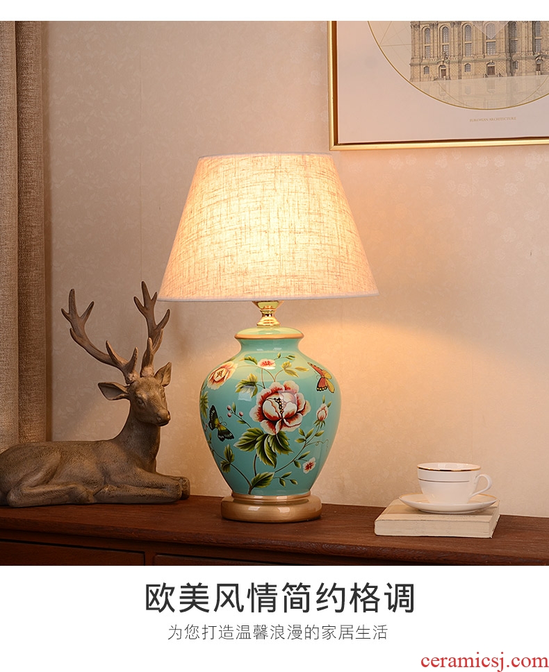 American ceramic desk lamp light home sitting room is the study of new Chinese style of bedroom the head of a bed European pastoral carried a warm light