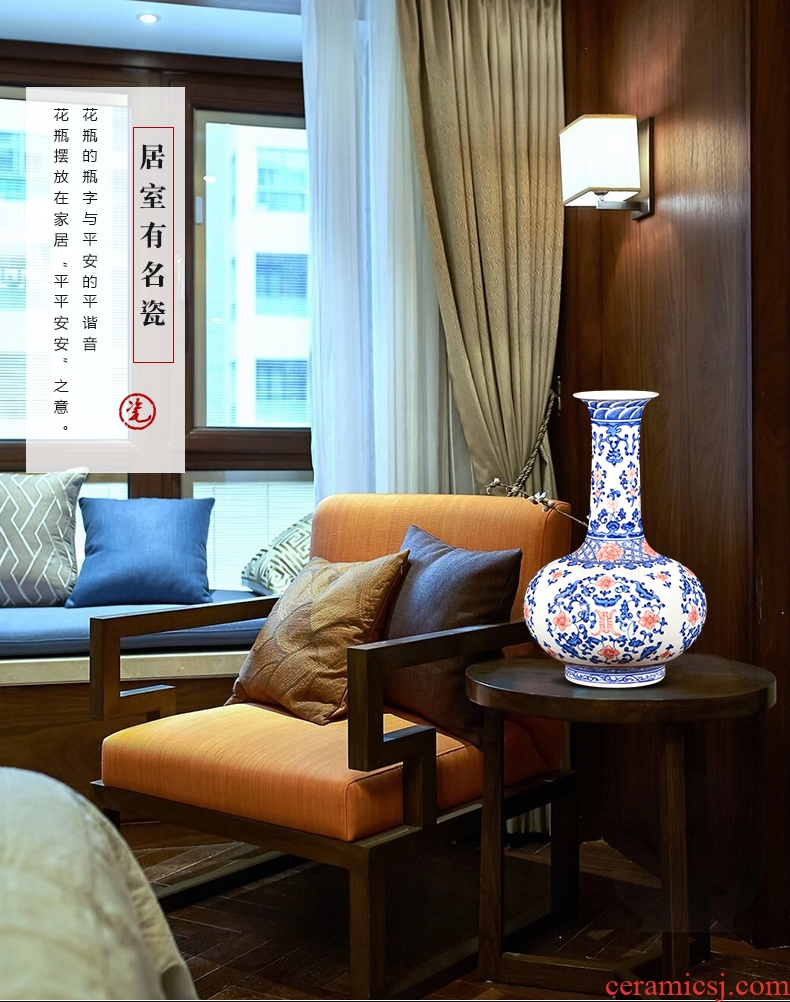 Jingdezhen ceramics imitation qianlong hand - made Chinese style restoring ancient ways is blue and white porcelain vase wine sitting room adornment is placed