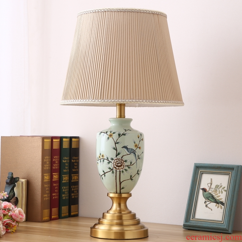 American pastoral lamp light Angle of sitting room sofa what new Chinese style of bedroom the head of a bed Europe type restoring ancient ways all copper ceramic lamp
