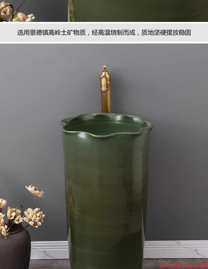 Basin of Chinese style restoring ancient ways ceramic pillar floor one is suing patio lavatory toilet lavabo