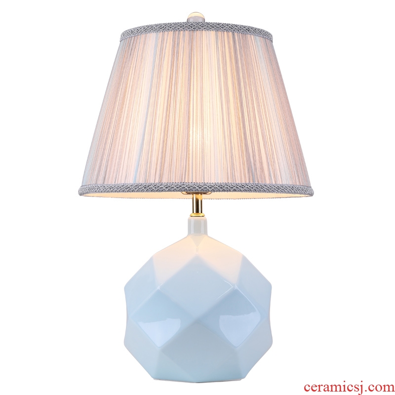 Light and decoration ceramics lamp decoration lamp is contracted and I American art desk lamp of bedroom the head of a bed the idea of sitting room lamps and lanterns