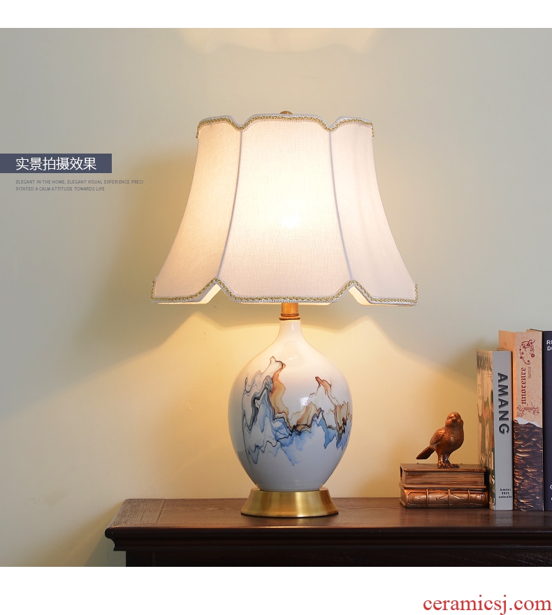 New Chinese style ceramic desk lamp sitting room bedroom berth lamp American contracted study adornment retro sweet full copper lamp