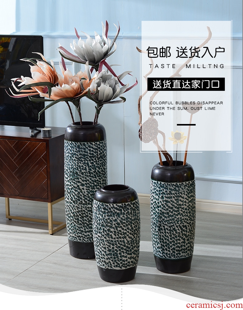 Jingdezhen ceramics new Chinese vase furnishing articles dried flower arranging flowers sitting room European - style circular desk ground bottle