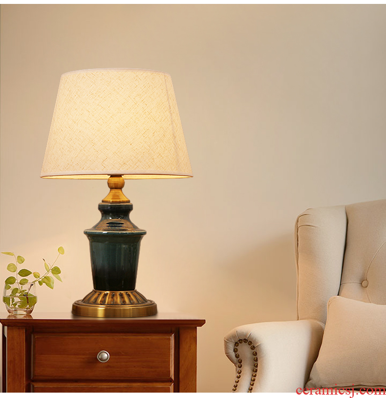 Married married the desk lamp of bedroom the head of a bed lamp American creative living room lamp light the luxury of ceramic cloth art adornment lamps and lanterns