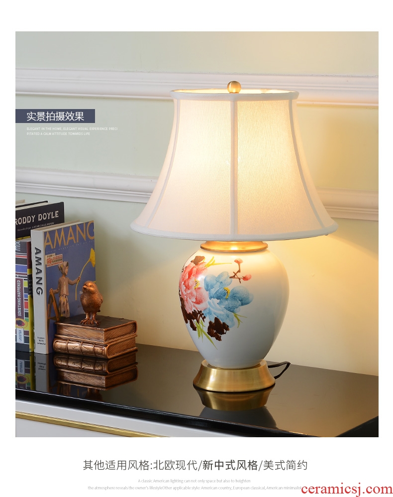 New Chinese style ceramic desk lamp sitting room bedroom berth lamp American contracted study adornment retro sweet full copper lamp