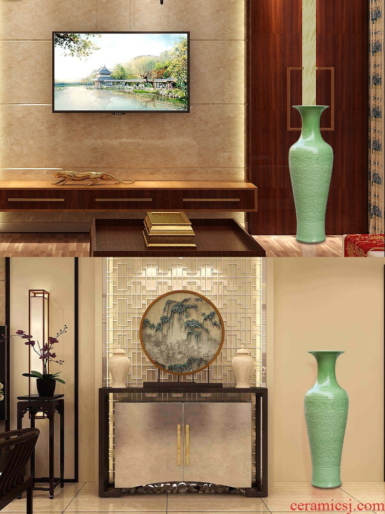 Jingdezhen sitting room of large vases, green glazed pottery, porcelain carved decorations study large hotel gift furnishing articles