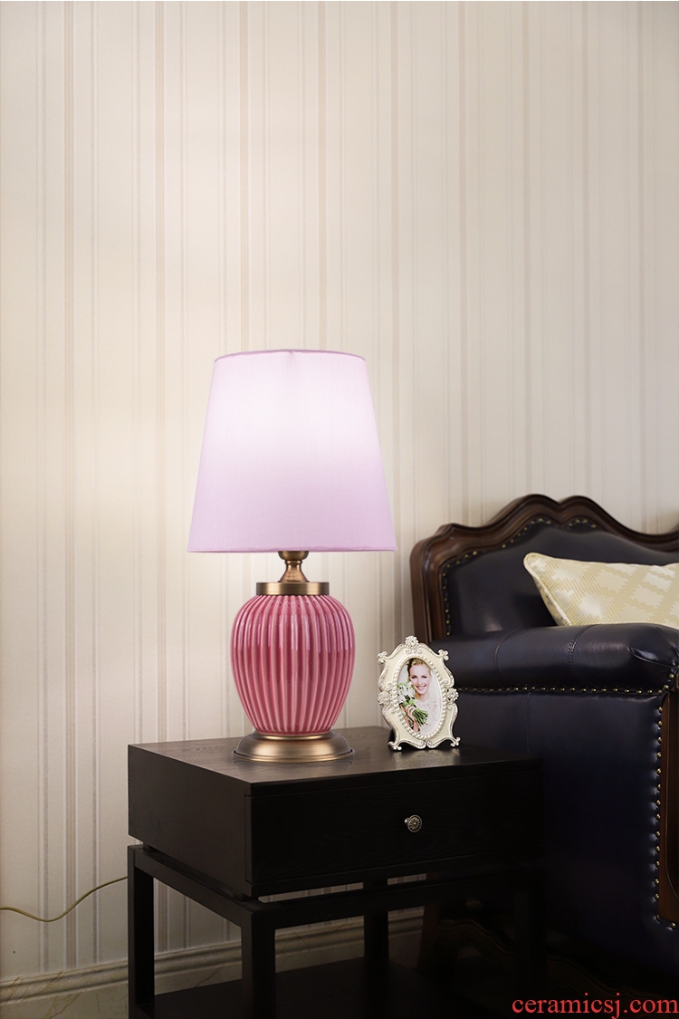 Light key-2 luxury American - style lamp ceramic decoration art designer pink lamps and lanterns of I and contracted sitting room the bedroom of the head of a bed