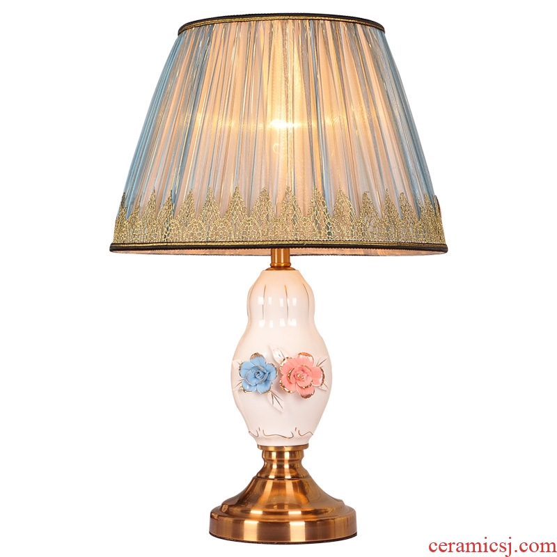 Decorate desk lamp of bedroom the head of a bed in the sitting room is I and contracted remote American ceramic creative move a warm light sweet got connected