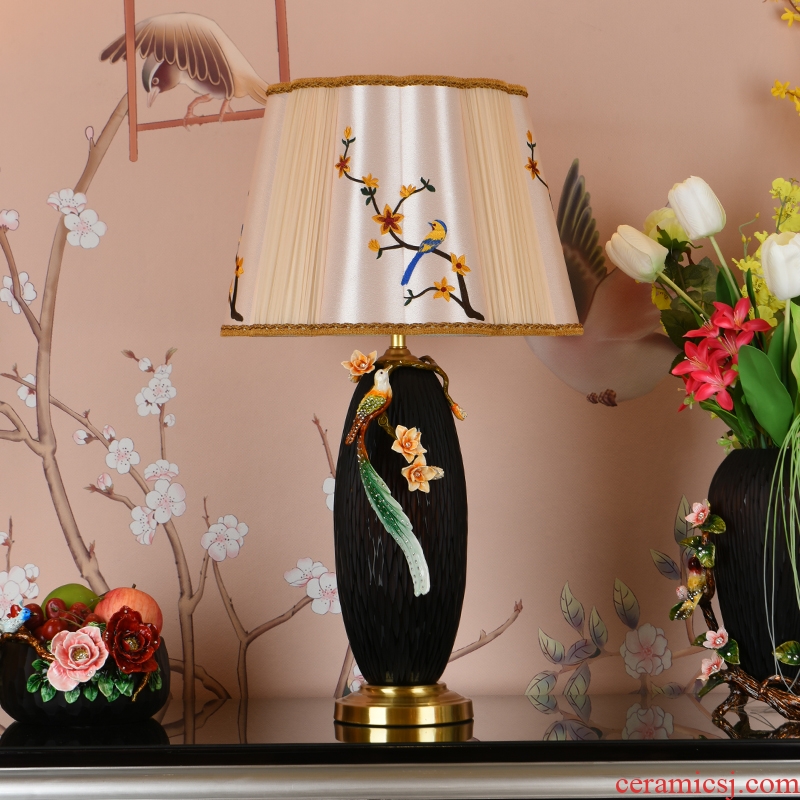 Colored enamel copper all ceramic desk lamp American restoring ancient ways is the sitting room the bedroom of the new Chinese style villa key-2 luxury decorative lamps and lanterns of the head of a bed