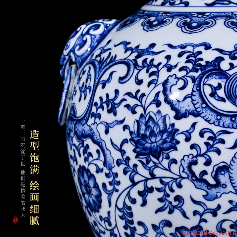 Jingdezhen blue and white antique ceramics new Chinese style living room TV cabinet dry flower big vase household adornment furnishing articles