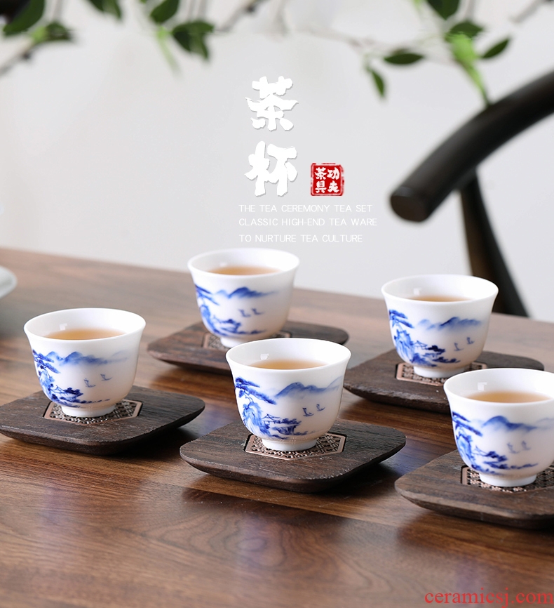 The high childe ceramic kunfu tea cups of jade porcelain white porcelain landscape master cup sample tea cup single cup tea bowl