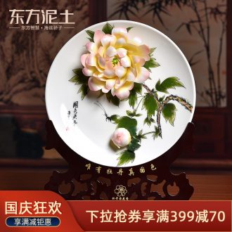 Oriental clay ceramic 10 inches hand-painted luoyang peony hang dish furnishing articles sat plate of classical Chinese style living room TV cabinet
