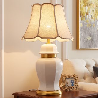 American desk lamp sitting room atmosphere contracted and I jingdezhen ceramic classic villa model between the copper decoration lamp