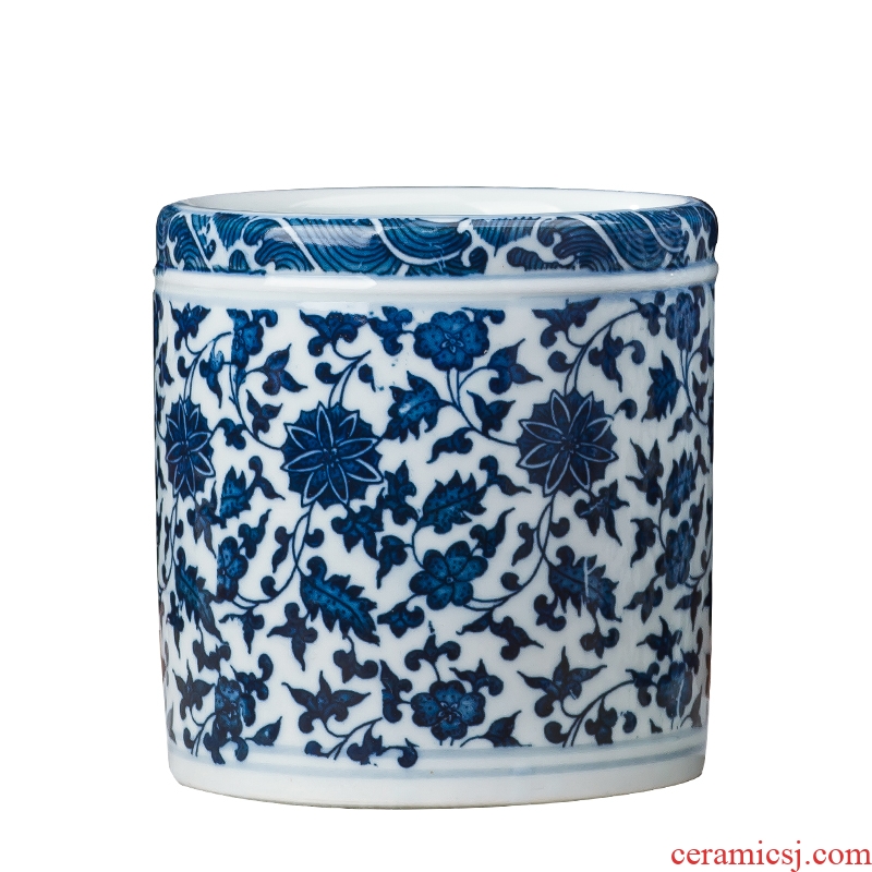 Jingdezhen ceramics small large blue pen container home office study adornment is placed on the the teacher students