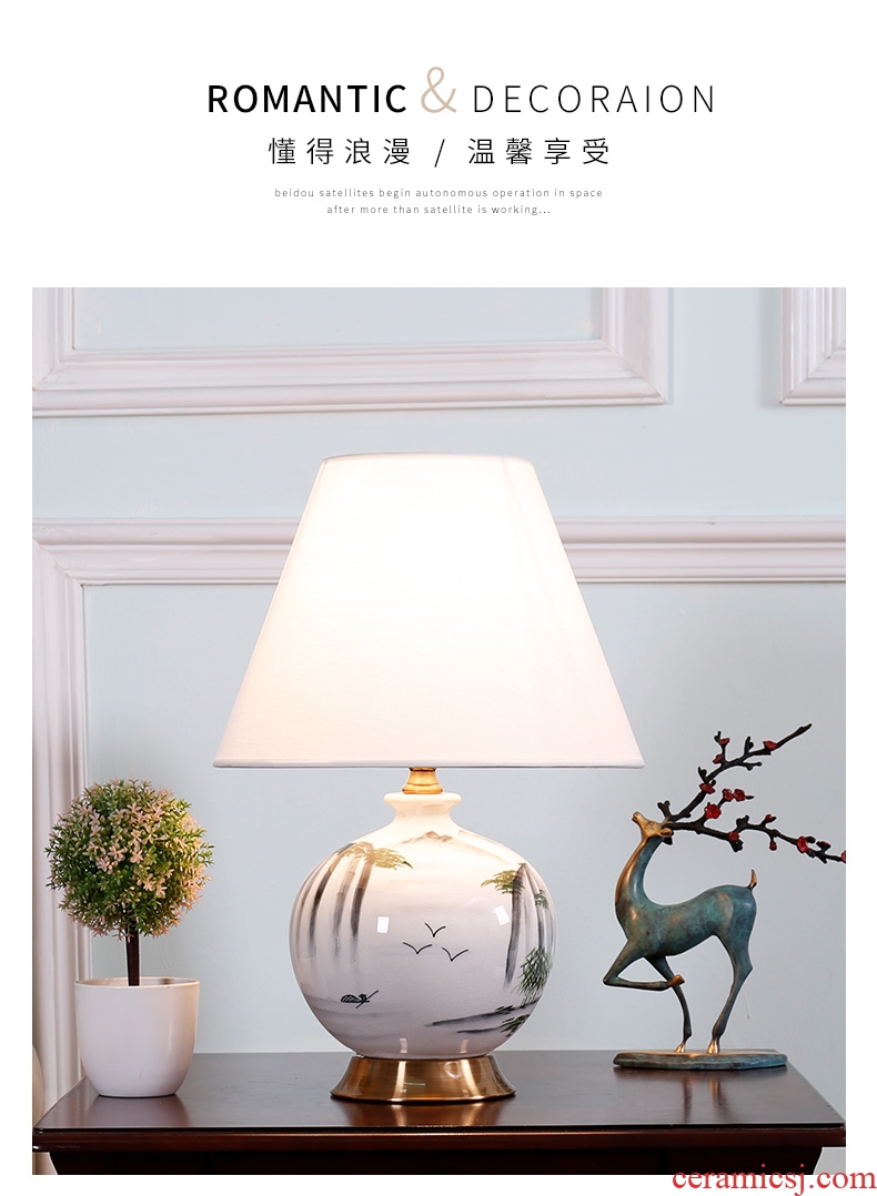 New Chinese style ceramic desk lamp sitting room bedroom berth lamp of modern Chinese wind restoring ancient ways zen hand-painted decorative warmth