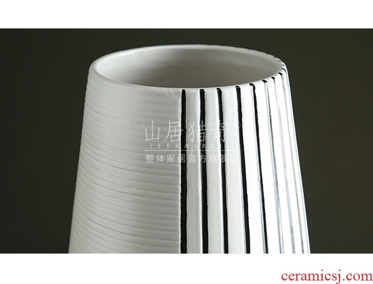 Jingdezhen porcelain industry the azure glaze ceramics founds a flat belly vase Chinese modern decor collection furnishing articles - 581066544411