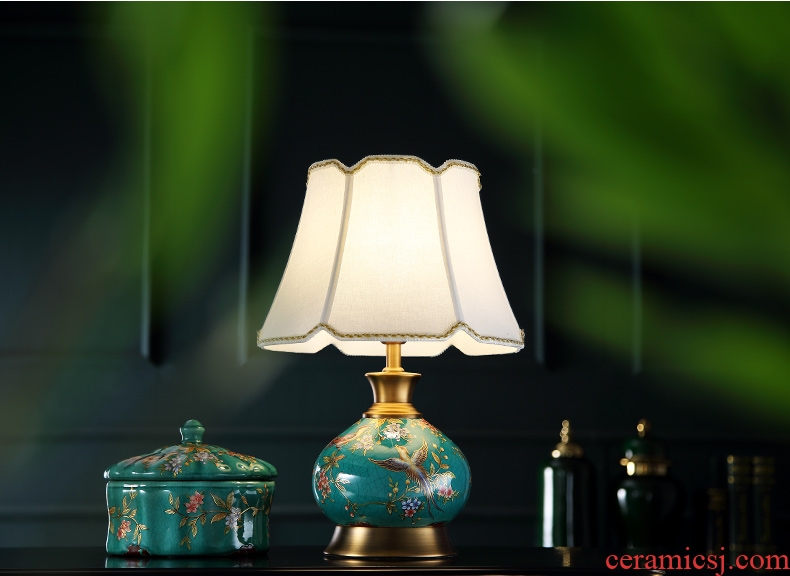 American ceramic lamp is acted the role of form a complete set of furnishing articles rouge box of blue and white porcelain painting of flowers and desktop art restores ancient ways hand - made ornaments