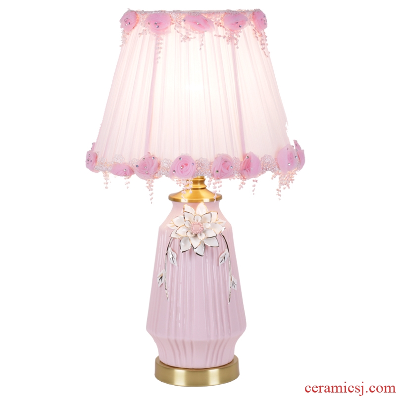 Nordic ins girls pink ceramic desk lamp European - style bedroom berth lamp creative fashion warm home wedding room