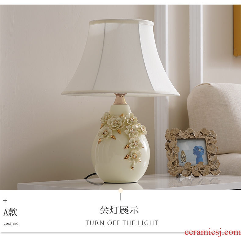 Bedside table lamp artical contracted sitting room warm warm light decoration creative fashion marriage room bedroom ceramic lamp