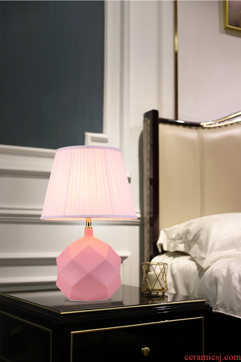 Light and decoration ceramics lamp lamp decoration art contracted and I American desk lamp of bedroom the head of a bed creative sitting room lamps and lanterns