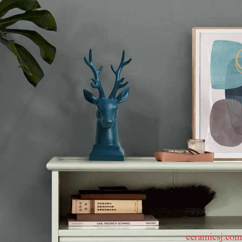 Nordic creative move ceramic sitting room TV ark, soft furnishing articles household adornment art deer head wine