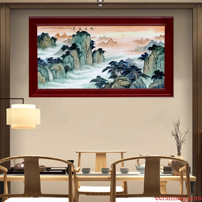 Jingdezhen porcelain plate painting landscape painting artist sun east displayed in the sitting room background wall adornment of Chinese style