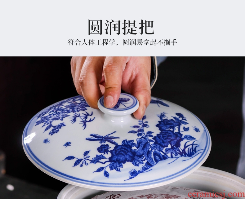 Blue and white porcelain of jingdezhen ceramics furnishing articles large caddy pu-erh tea cake tea box store receives tea cake storage jar