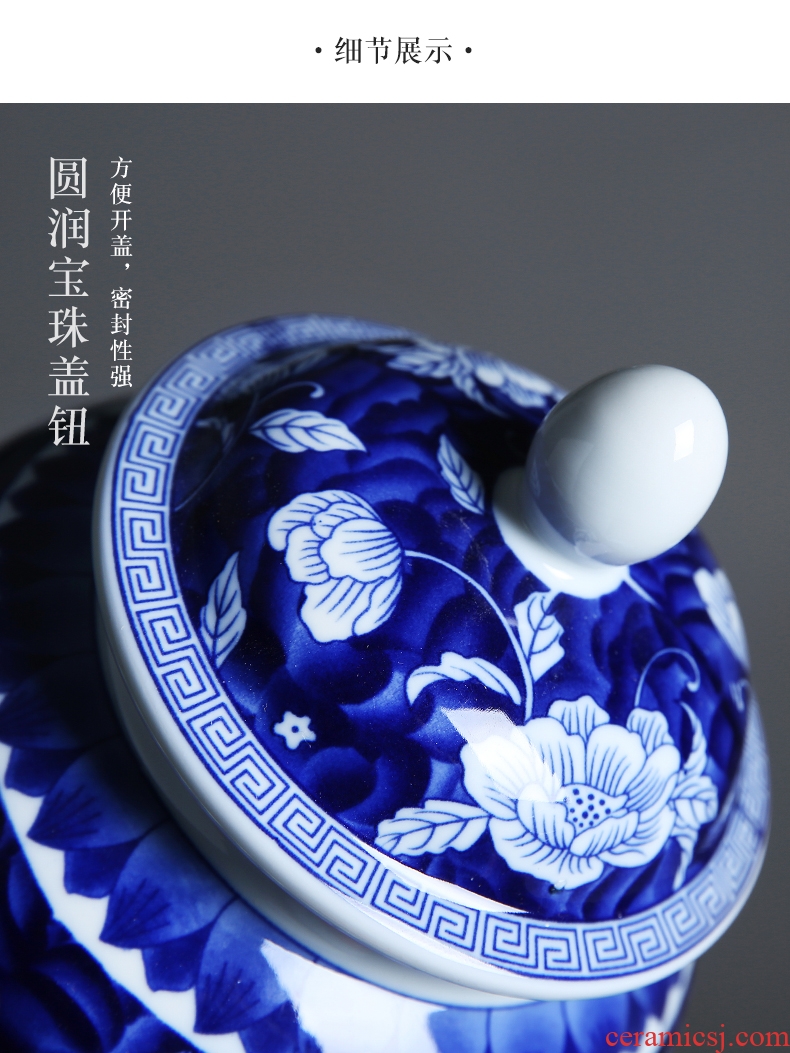 Auspicious edge retro blue and white tea pot ceramic seal medium, general tank half catty a kilo to POTS