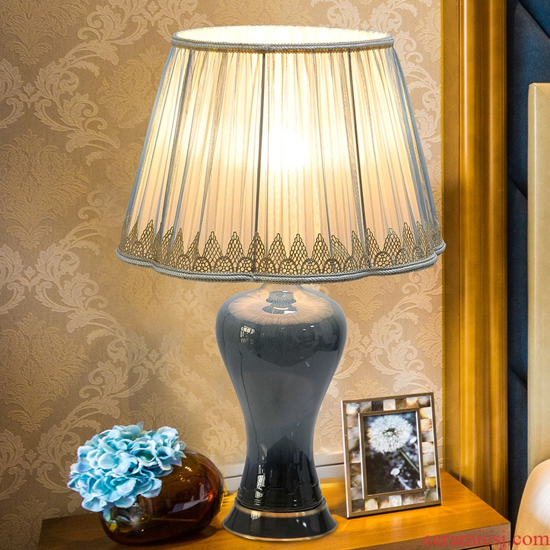 American contracted ceramic desk lamp light LED bedroom berth lamp sitting room study creative key-2 luxury decoration lamp T296