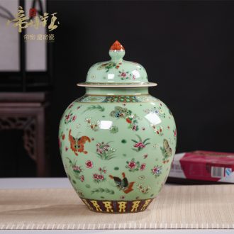 Jingdezhen ceramics qing yongzheng antique hand-painted pea green glaze butterfly tattoo furnishing articles cover pot antique antique collection