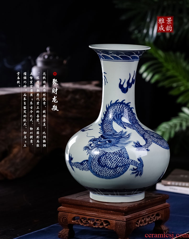 Jingdezhen ceramics decoration vase furnishing articles household act the role ofing is tasted, the sitting room is blue and white dragon vase flower arrangement by hand