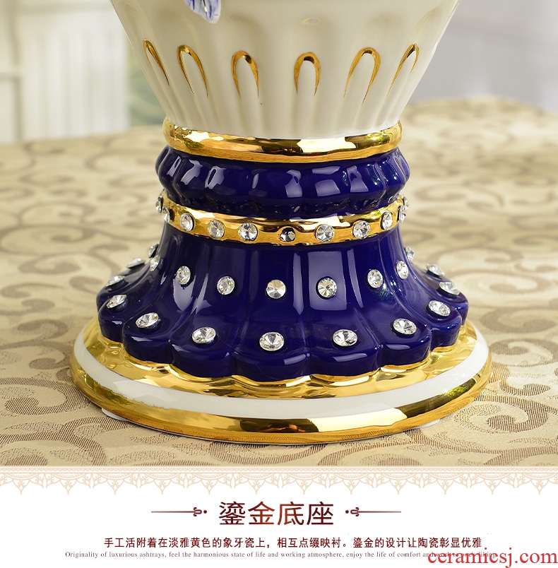 Jingdezhen ceramics red a thriving business large vases, new Chinese style living room porch ark adornment furnishing articles - 556840154158