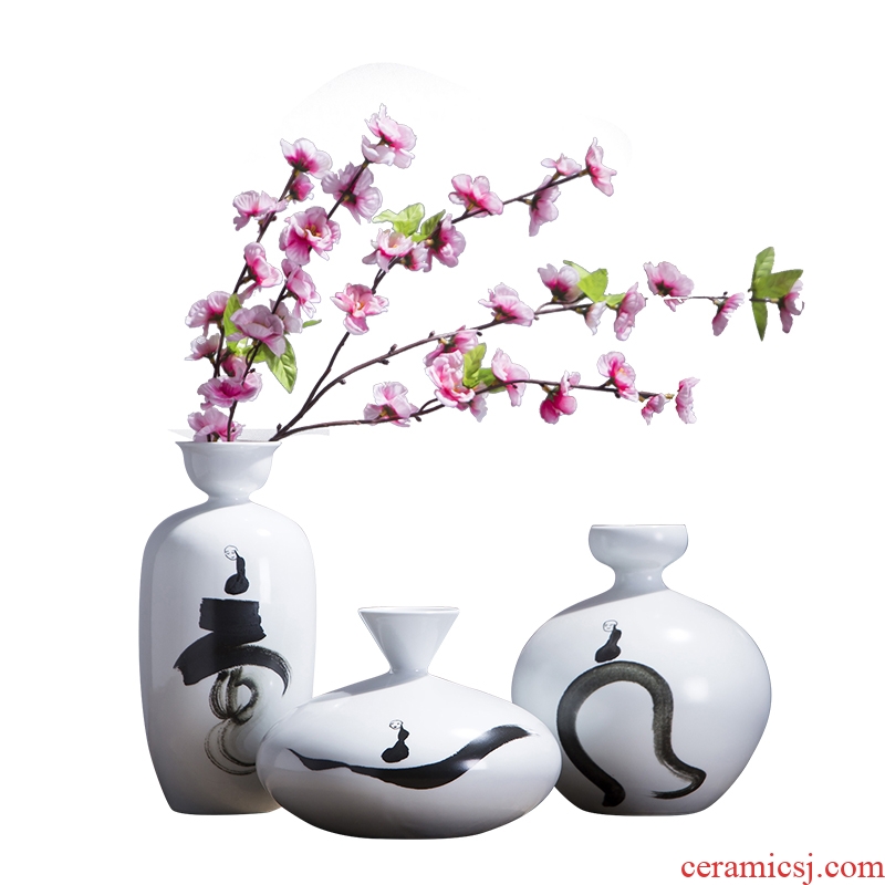 Jingdezhen ceramic vase creative fine expressions using white porcelain office desk furnishing articles home decoration porcelain vase