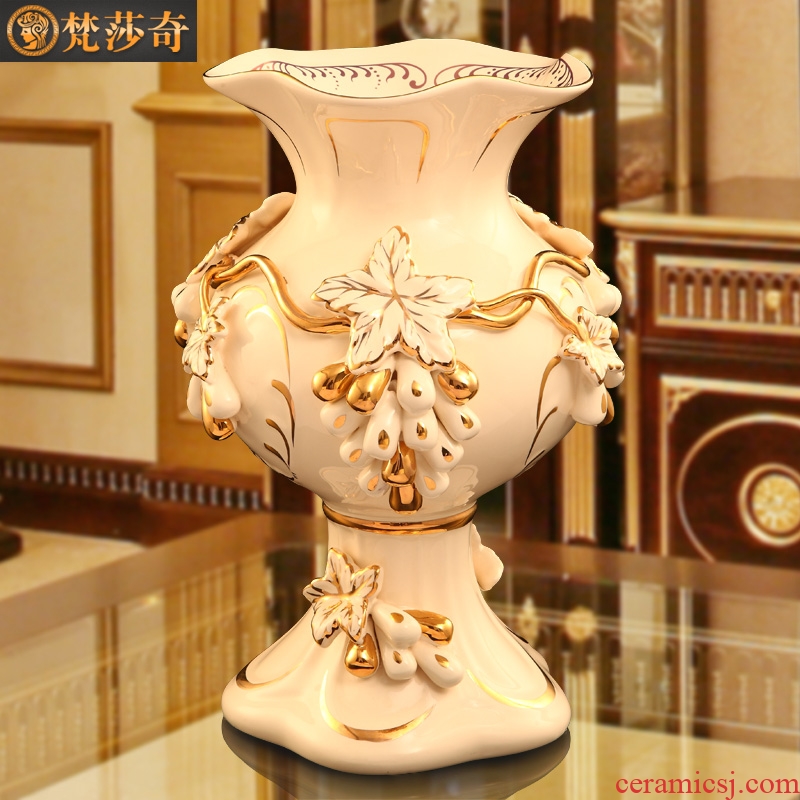 Vatican Sally, European - style key-2 luxury furnishing articles sitting room tea table grapes practical household ceramics decoration wedding gifts gifts