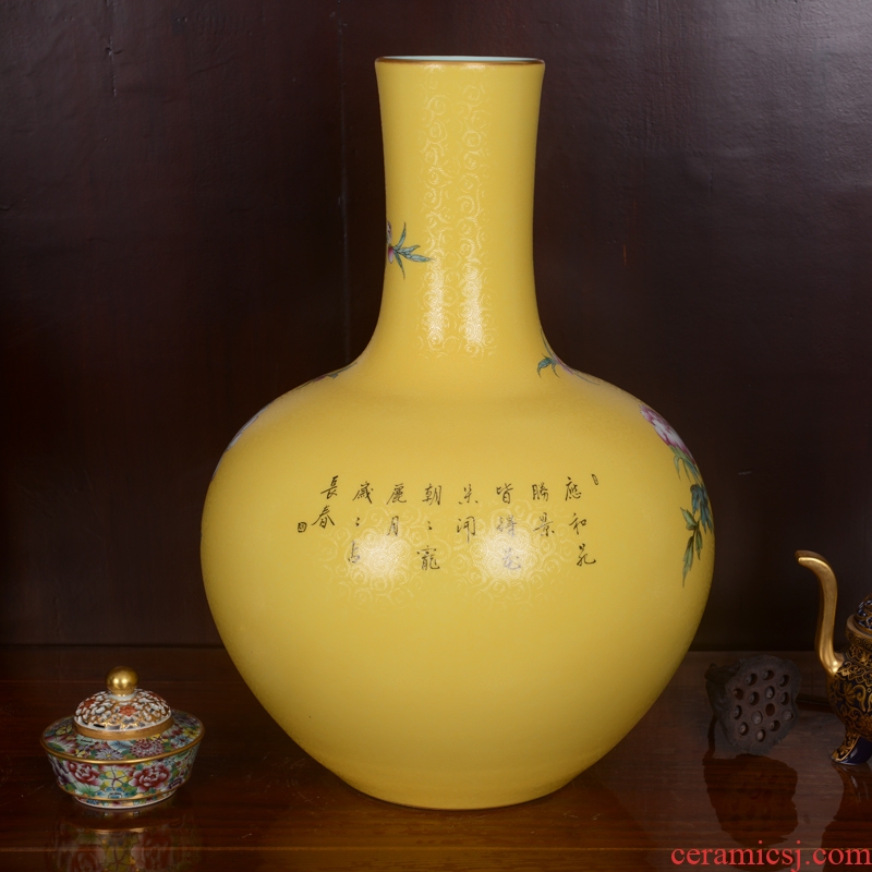 Jingdezhen ceramics high-end antique yellow roses sitting room place powder enamel vase home decoration process