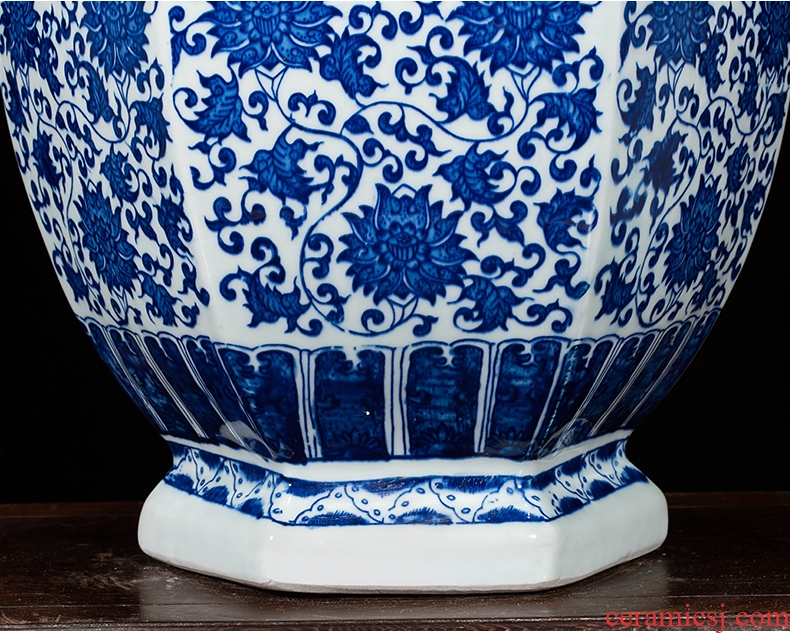 Jingdezhen ceramics vase antique blue - and - white large flower arranging implement new porch sitting room of Chinese style household act the role ofing is tasted furnishing articles - 560724306526