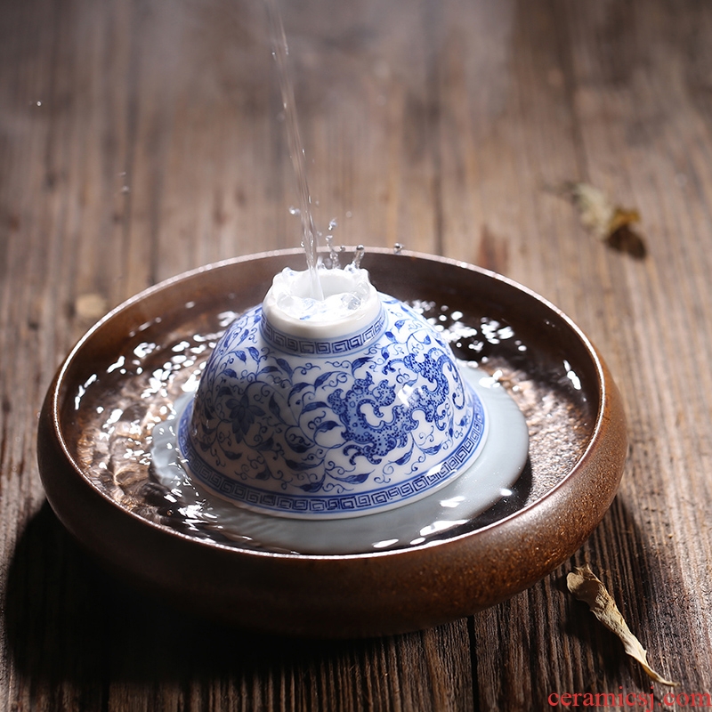 Jingdezhen ceramic masters cup hand-painted kung fu tea set of blue and white porcelain cup sample tea cup noggin individual cup