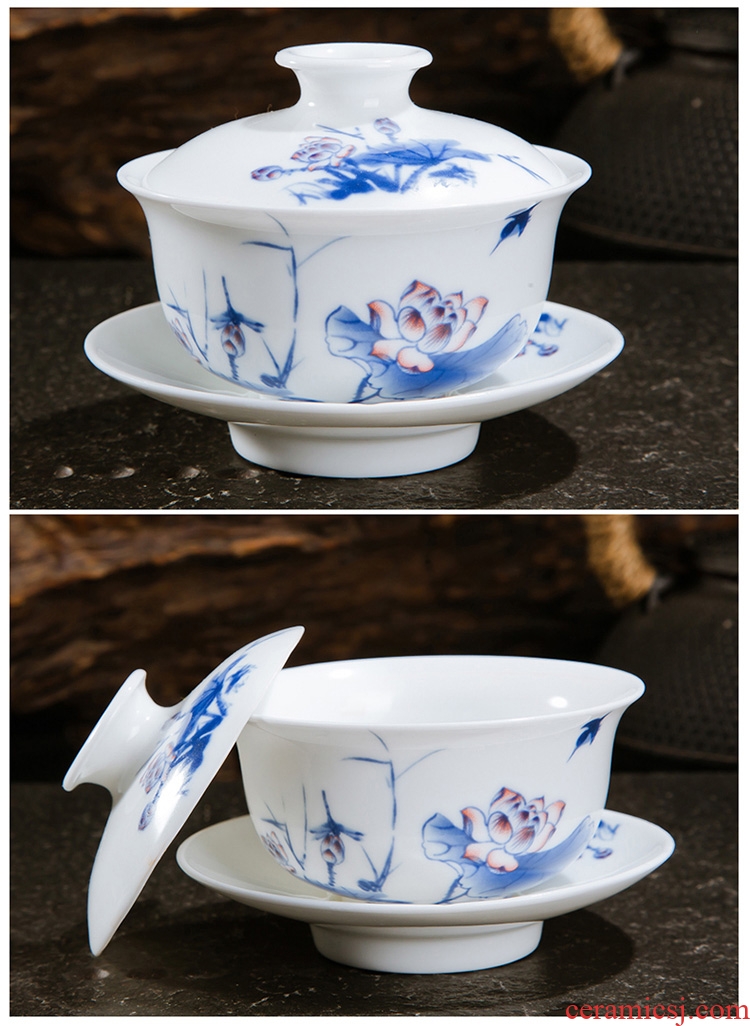 Jingdezhen ceramic tureen kung fu tea tea cups three bowl of blue and white worship hand grasp bowl is small cups