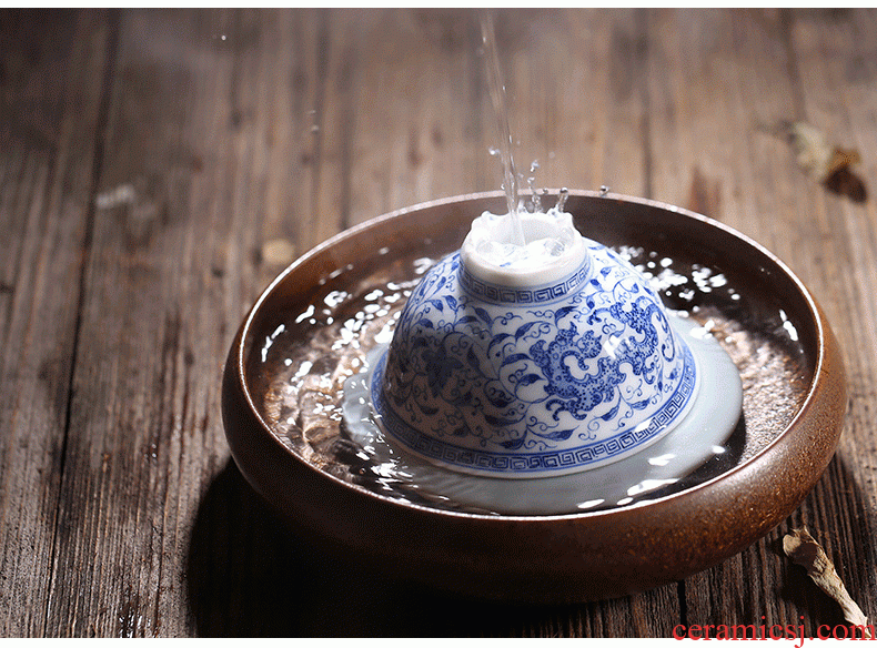 Jingdezhen ceramic masters cup hand-painted kung fu tea set of blue and white porcelain cup sample tea cup noggin individual cup