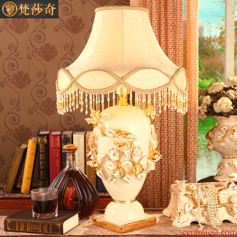 Key-2 Luxury European - style ceramic lamps chandeliers I marriage room desk lamp sitting room lamps and lanterns of bedroom the head of a bed restoring ancient ways furnishing articles