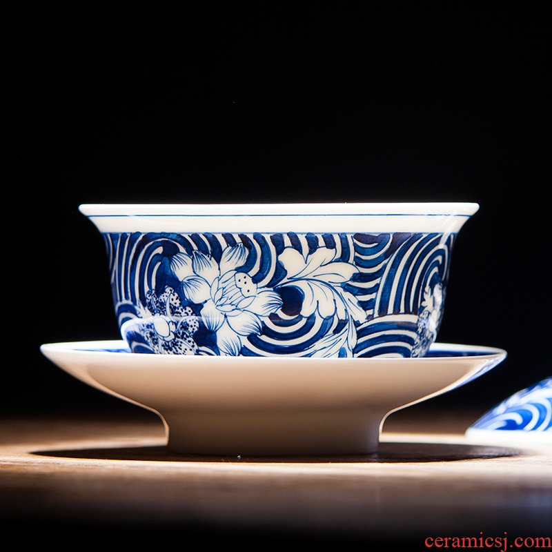 Jingdezhen ceramic tureen manual hand-painted blue and white porcelain cups hand grasp three bowl to bowl kung fu tea set