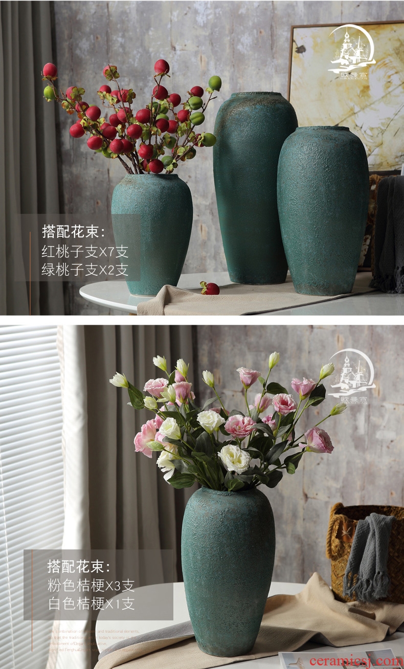 Jingdezhen ceramics live figure gourd landing big yellow vase sitting room porch decoration feng shui furnishing articles - 569227734277