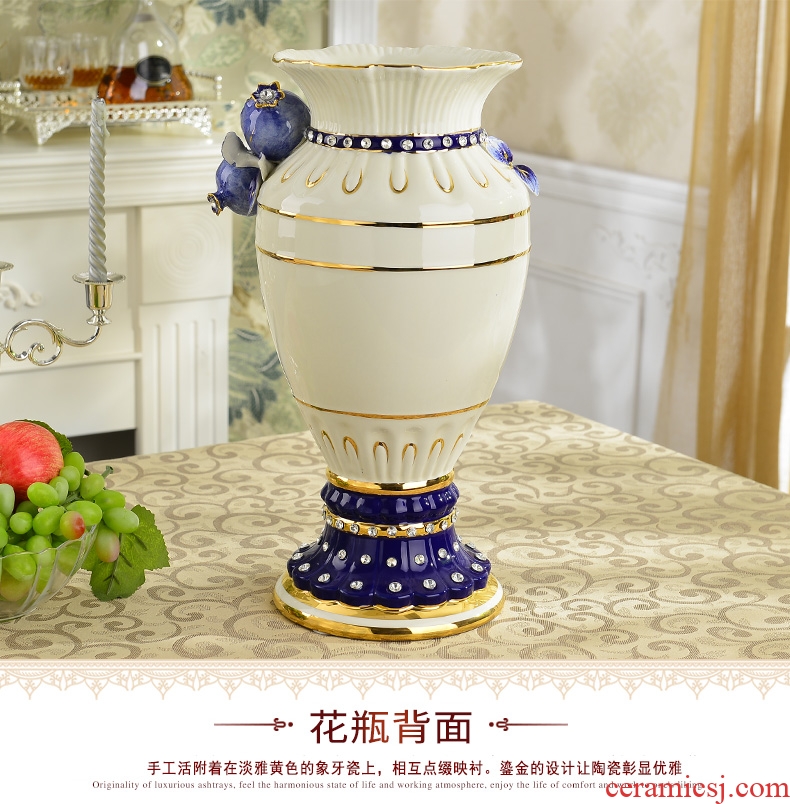 Jingdezhen modern Nordic creative contracted household act the role ofing is tasted furnishing articles sitting room be born lucky dried flowers and big vases, ceramic - 556840154158