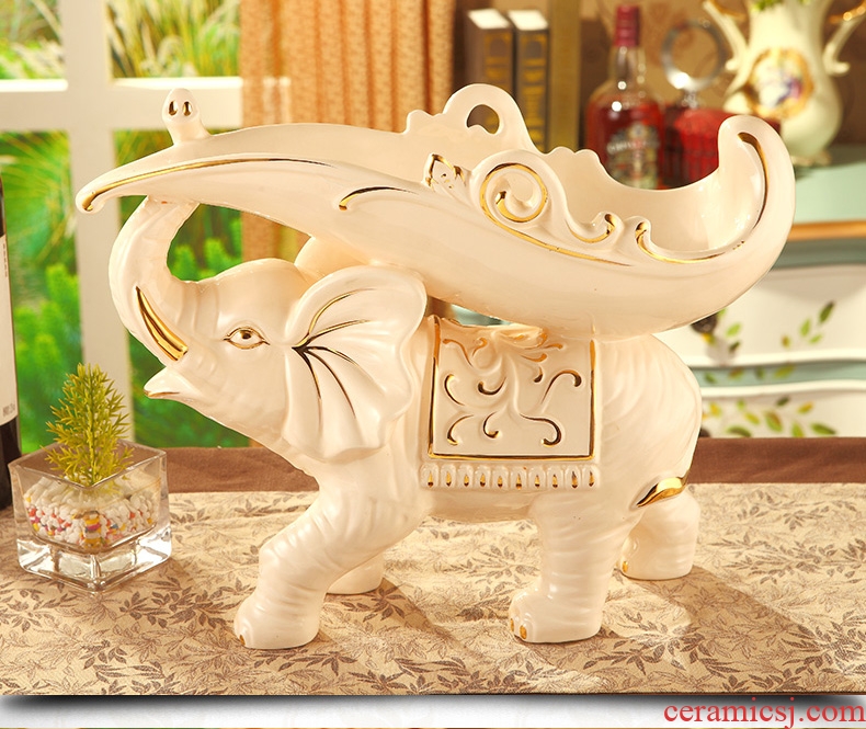Key-2 Luxury European - style ceramic elephant wine frame creative wine sitting room adornment is placed household decoration wedding gift